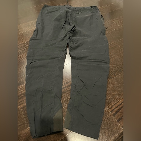 NIKE drawstring trouser pants with elasticized cuff - Picture 8 of 16